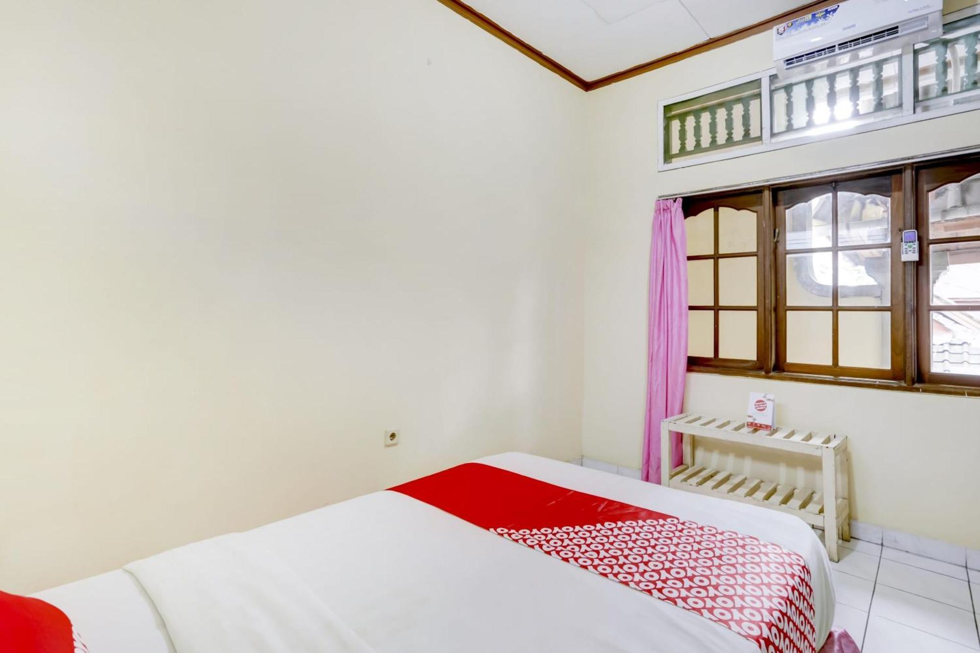 Super Oyo 3261 Hotel Ratu Denpasar Extérieur photo