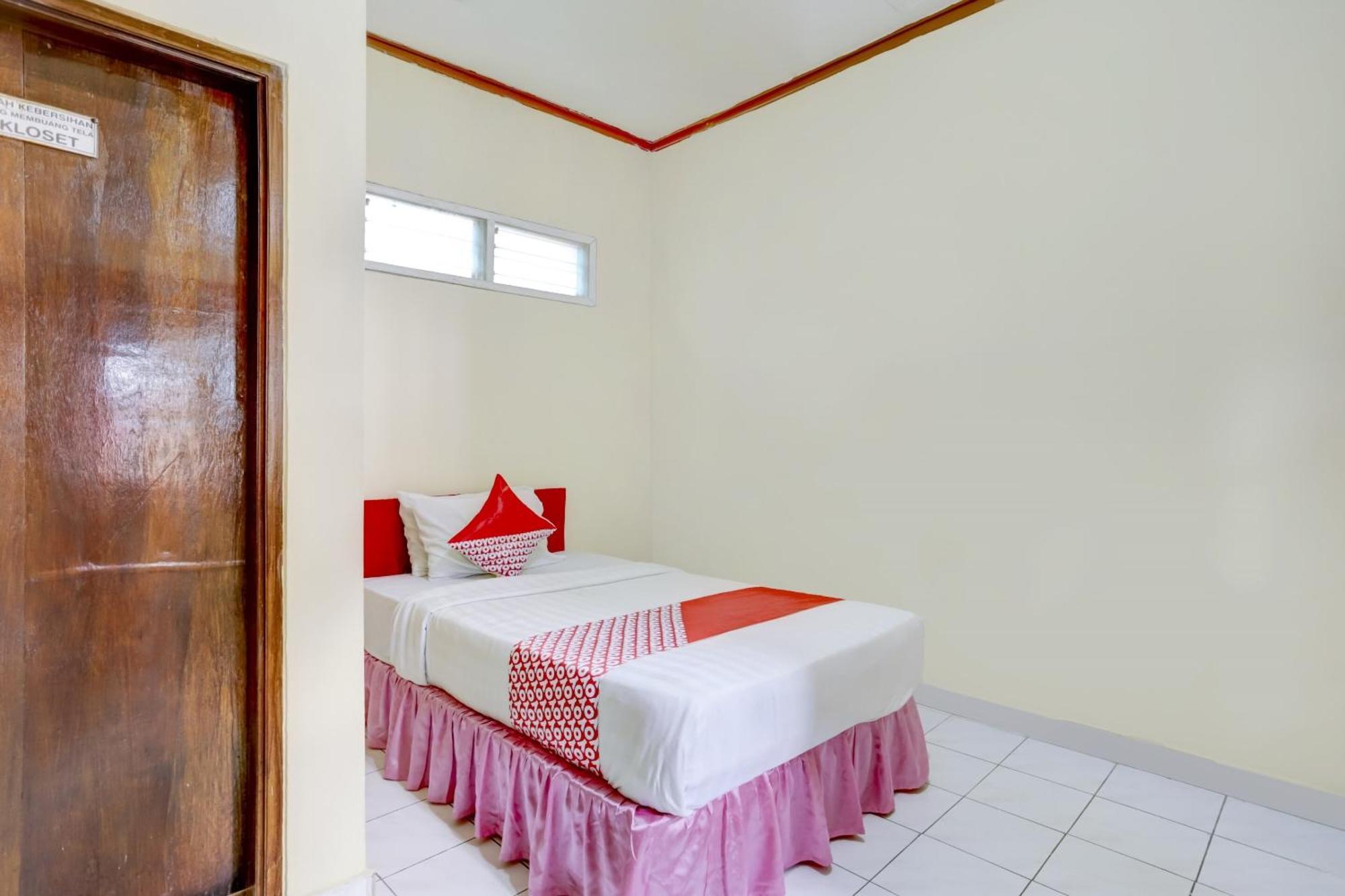 Super Oyo 3261 Hotel Ratu Denpasar Extérieur photo