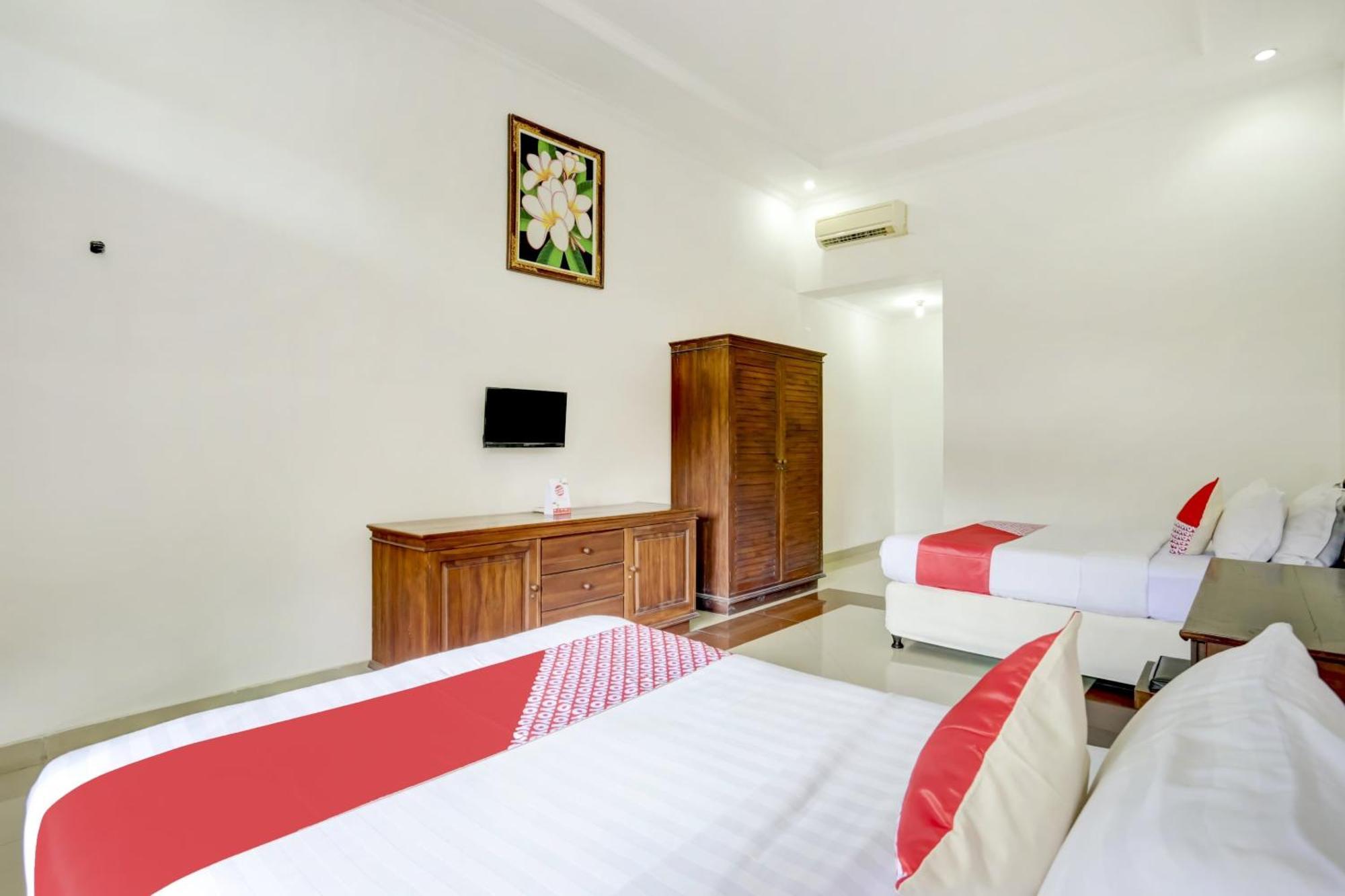 Super Oyo 3261 Hotel Ratu Denpasar Extérieur photo