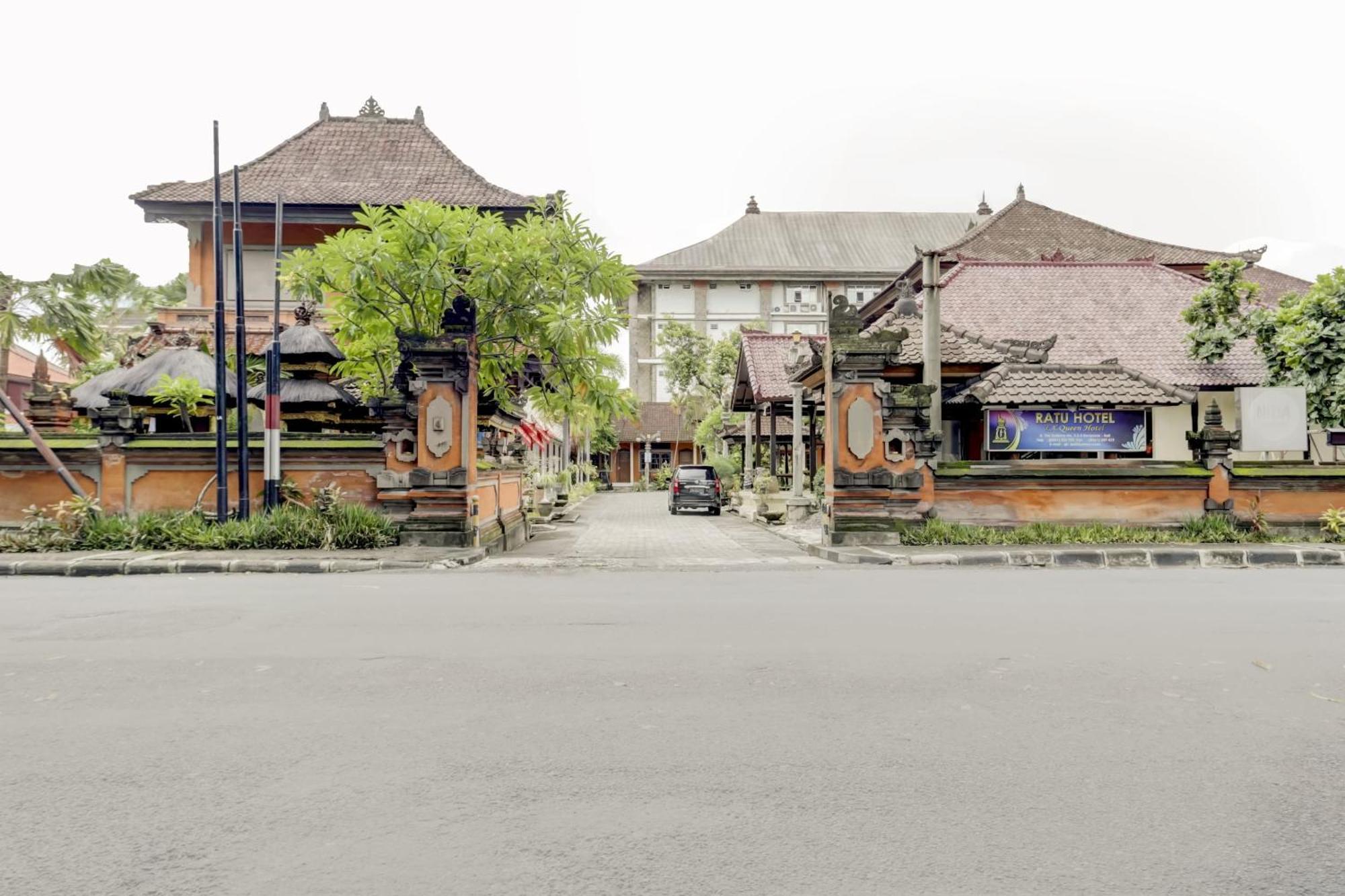Super Oyo 3261 Hotel Ratu Denpasar Extérieur photo