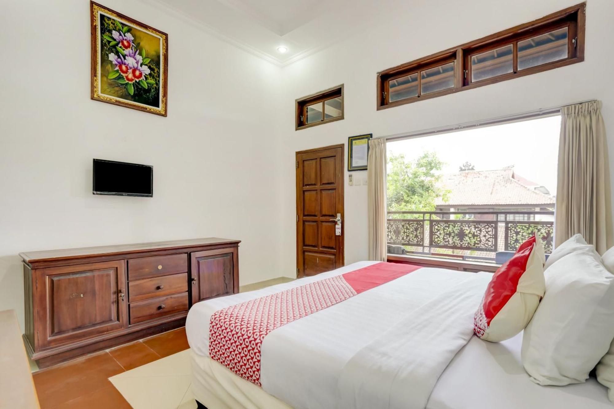 Super Oyo 3261 Hotel Ratu Denpasar Extérieur photo
