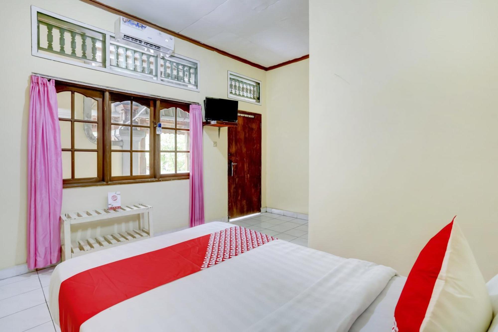 Super Oyo 3261 Hotel Ratu Denpasar Extérieur photo